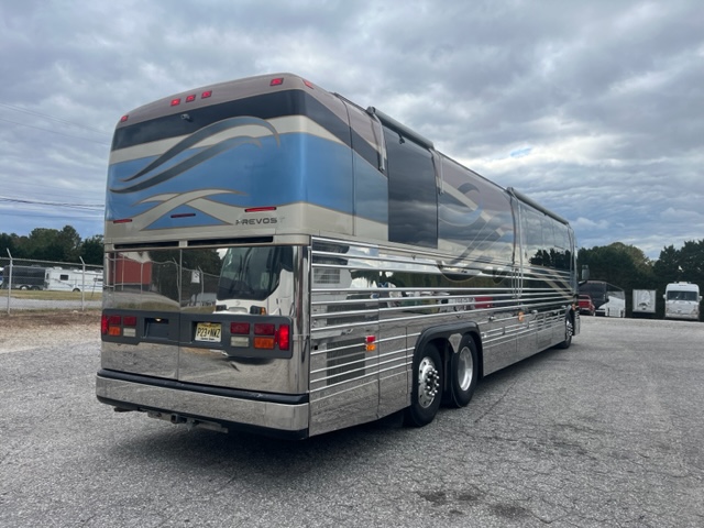 Rare 2001 Prevost Thompson Conversion - Image 5