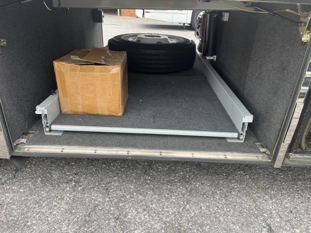 Rare 2001 Prevost Thompson Conversion - Image 19