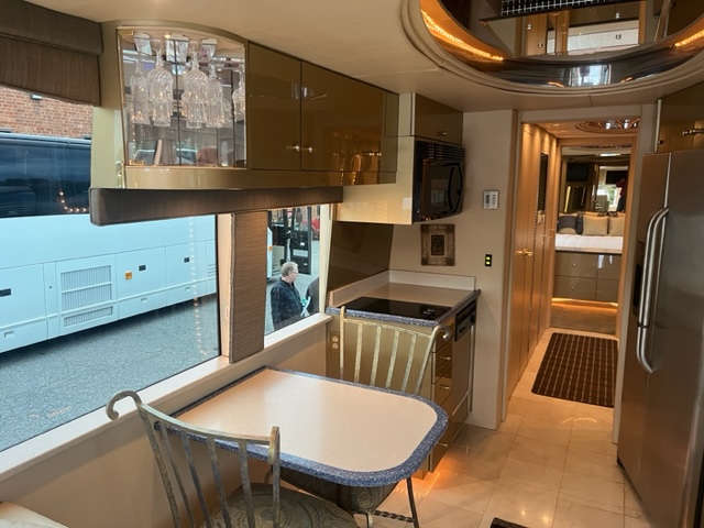 Rare 2001 Prevost Thompson Conversion - Image 25