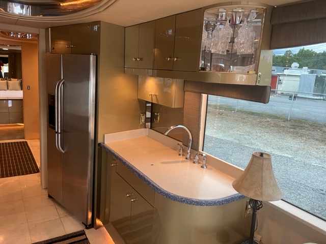 Rare 2001 Prevost Thompson Conversion - Image 26