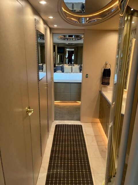 Rare 2001 Prevost Thompson Conversion - Image 27