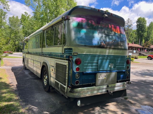GMC 4106 W/Automatic Transmission - Image 8