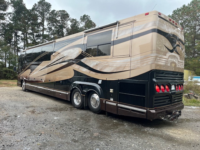 2000 Prevost Marathon Motorhome - Image 5