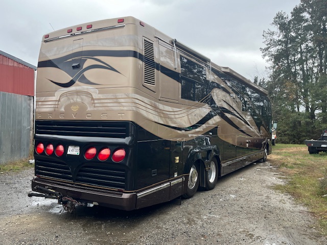 2000 Prevost Marathon Motorhome - Image 7