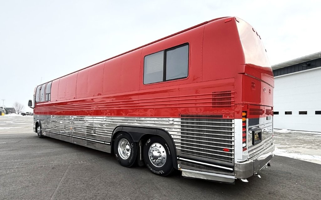 1999 Prevost XL Executive - Image 6