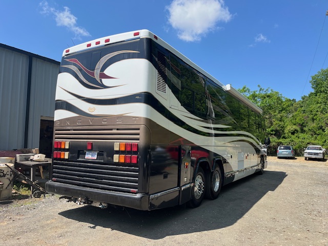 2000 Marathon Executive Coach - Image 3